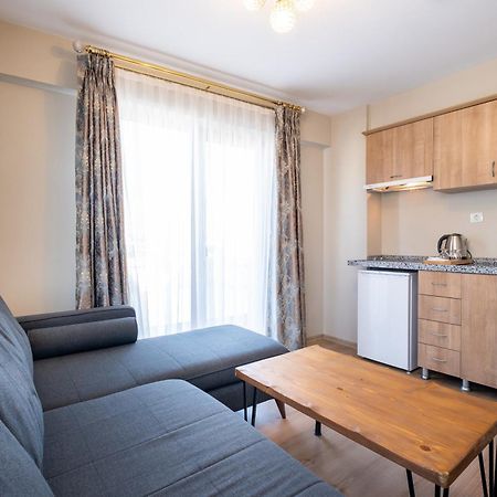 Lavin Hotel & Suites Истанбул Екстериор снимка
